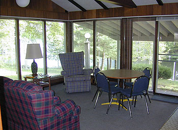 Deluxe Vacation Home Rentals at Pine Acres Resort in Marinette County WI